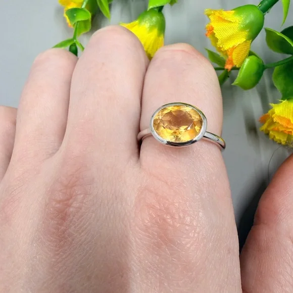 Genuine Citrine Stone 925 Sterling Silver Ring Size 10 - Picture 2 of 6